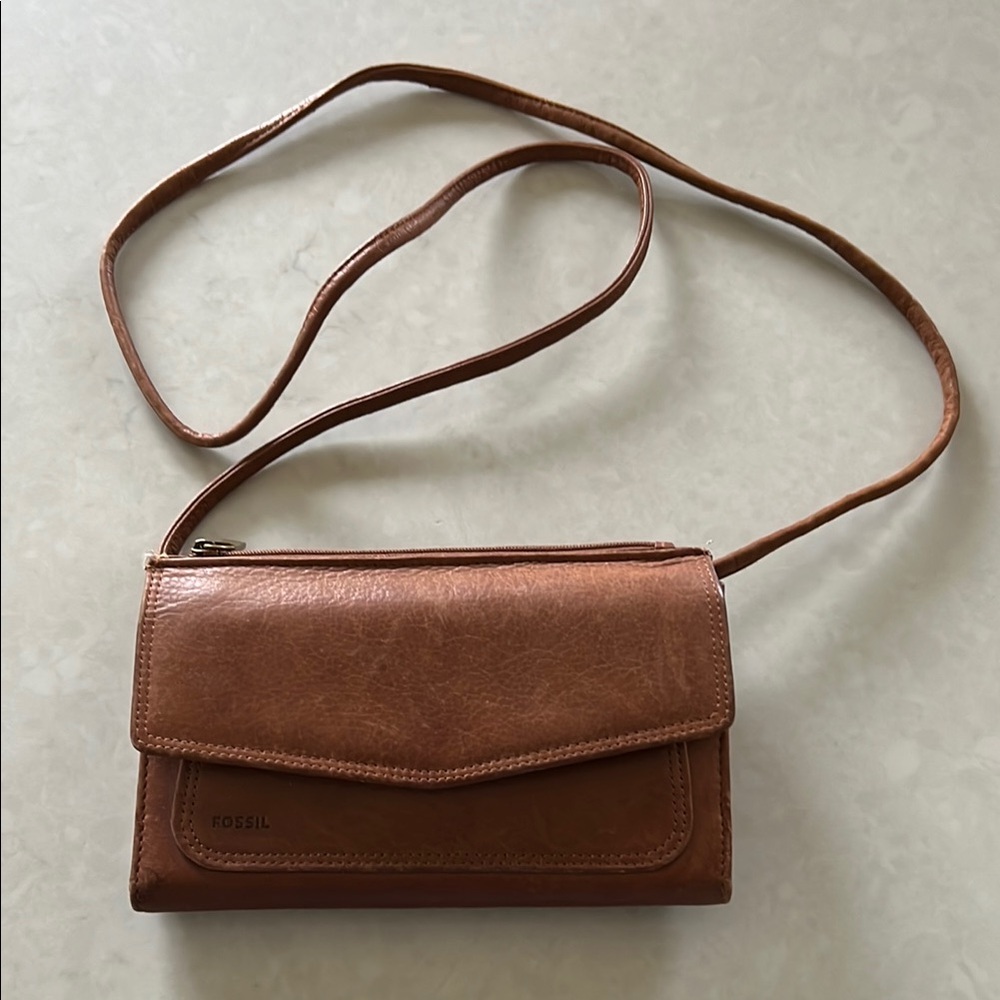 Fossil Women's Tan Leather Crossbody Bag